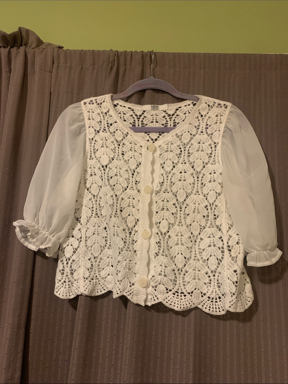New Collection White Crochet Button-Front Blouse w/Sheer Puff Sleeves.  Size M/L